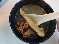 -蘑统田下·野生菌火锅