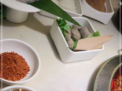 -左庭右院鲜牛肉火锅(浦江欢乐颂店)