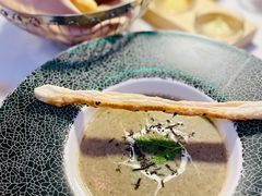 丝滑野生蘑菇汤-Kathleen's Waitan 凯圣琳江景西餐厅(外滩店)