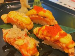 火炙三文鱼寿司四味-鸟鹏烧鸟居酒屋(熙龙湾店)