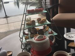 -亚龙湾喜来登·美景台大堂吧