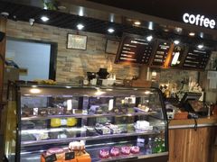 -红跑车蛋糕世界(清江路店)