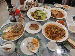 -汗腾格里·风味餐厅(新疆驻京办店)