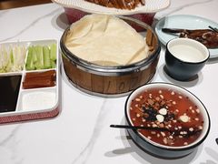 -梅利汴京烤鸭•开封豫菜地标店(东司门店)