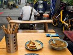 -正宗河南特色大饼店(菊乐路店)