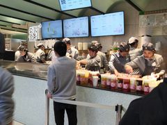 -奈雪的茶(亨特国际广场店)