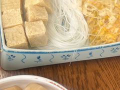 -楼外楼大刀肉传统火锅居(繁荣路店)
