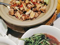-绿草地·湘菜(酃湖师院店)