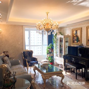 考虑到家中居住人数较多，如何合理划分空间，实现空间与