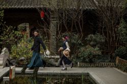 -二十一世纪婚纱摄影(省府前街店)