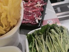 -宴全牛粤来越牛潮汕鲜牛肉火锅(海州万达广场店)