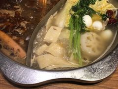 鸳鸯锅底-傣妹火锅(南京东路一店)