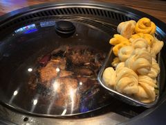 -山里屯铁锅炖·东北菜(康桥店)