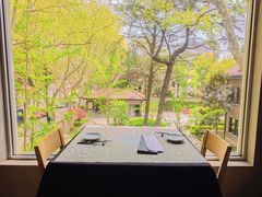 -穹六人间 people 6(岳阳路店)