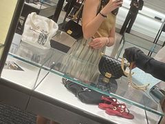 -CHANEL(恒隆广场店)