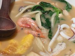 -荣家黄鱼面(前滩太古里店)