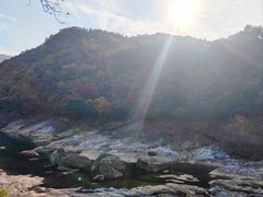 -燕子河大峡谷天坑仙境