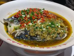 双味剁椒鱼头-味上湘菜馆(河马店)