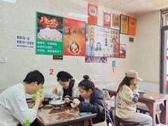 -亚忠小吃店(曾厝垵店)