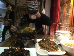 -巴陵全鱼席(湖南老字号汴河街店 )