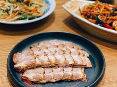 肖叔熏肉-满园烤鸭·春饼(太原街万达店)