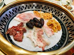 -悦橙烤肉海鲜自助(中央大街店)
