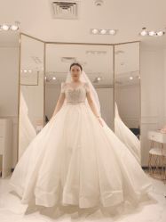点击看大图 -GRACE KELLY婚纱与礼服(北京店)