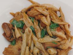-饭怕鱼·黄焖鲟龙鱼(湖大店)