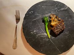 安格斯牛排配灰树花-三嚥阁 La Villa Restaurant
