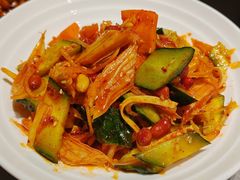 -草家酱蟹炭火烤肉店(珲春南路一店)