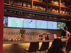 -牛啤堂精酿啤酒餐吧(五棵松华熙店)