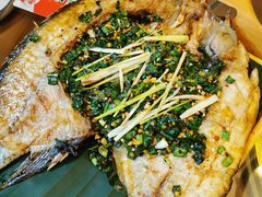 傣味烤罗非鱼-遇见阿家村云南菜(魏公村店)