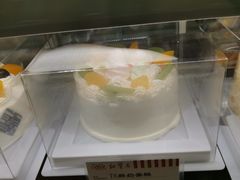 -红宝石·鲜奶小方·海派西点房(控江店)