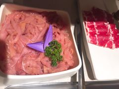 -海底捞火锅鲜切牛肉主题店(长寿路店)
