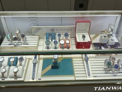 -金鹰国际购物中心(淮安店)