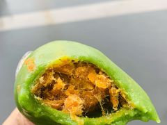 蛋黄肉松青团-许阿姨糕团店(南京总店)