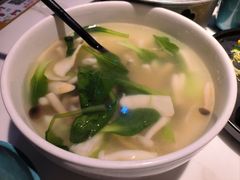 -荷塘秋月·本帮江浙菜(国权路店)