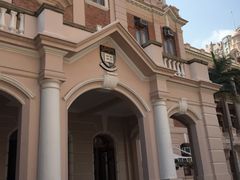 -香港大学