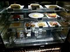 -Who乎coffee&bar