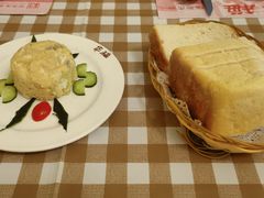 -华梅西餐厅(哈尔滨中央大街店)