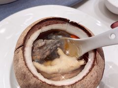 原盅椰皇炖乌鸡汤-顺峰(农展馆店)