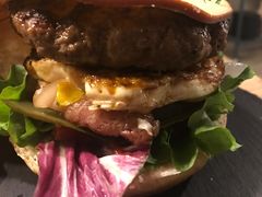 -HIGH FIVE哈福手工汉堡(桂林路店)