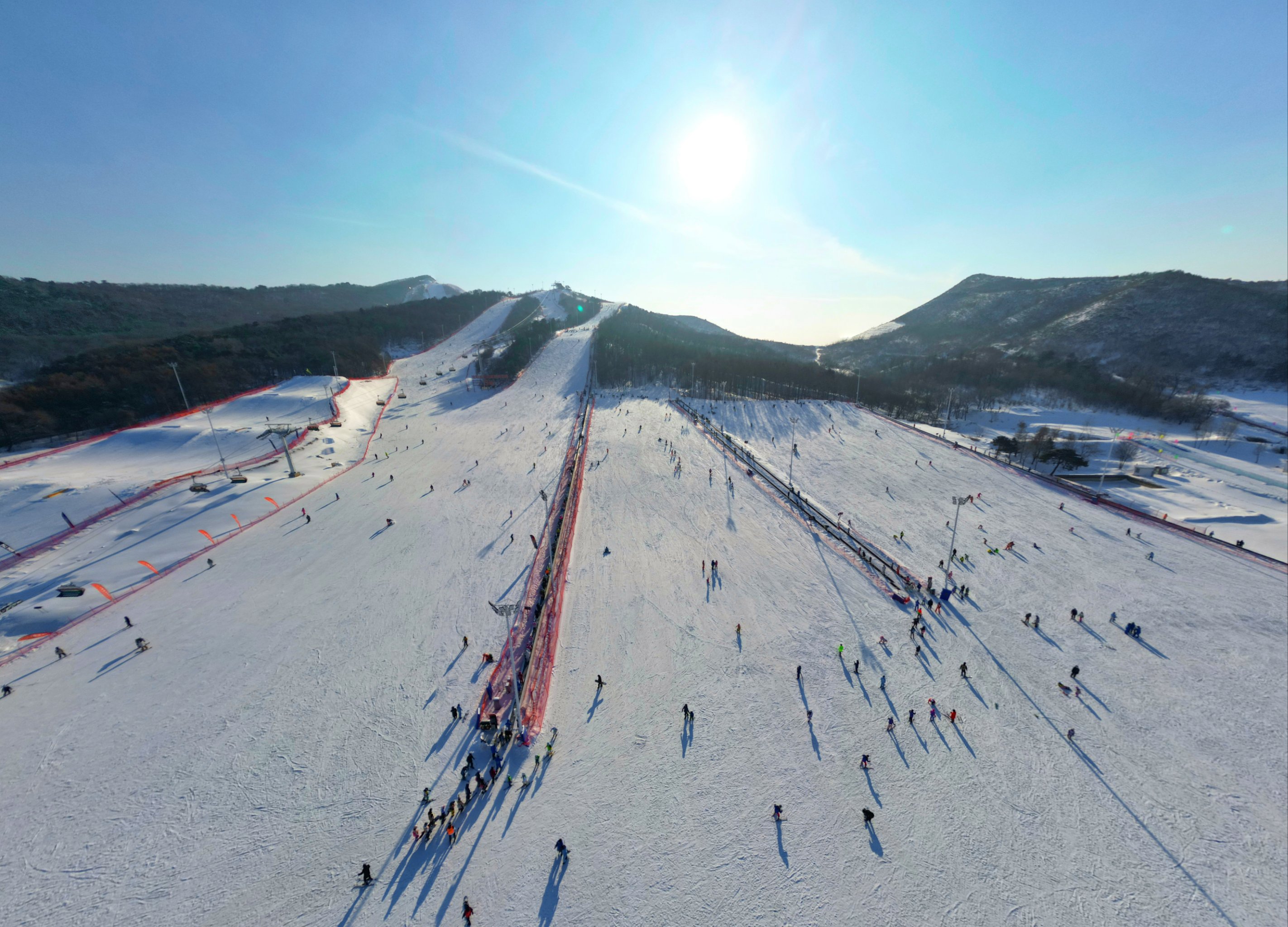 体验沈阳东北亚滑雪场