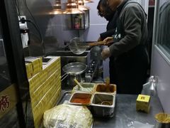 -老绍兴三味臭豆腐(奥林匹克购物广场店)