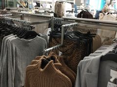 -H&M(鹏欣水游城店)