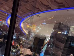 -荣誉国际酒店-云顶旋转餐厅