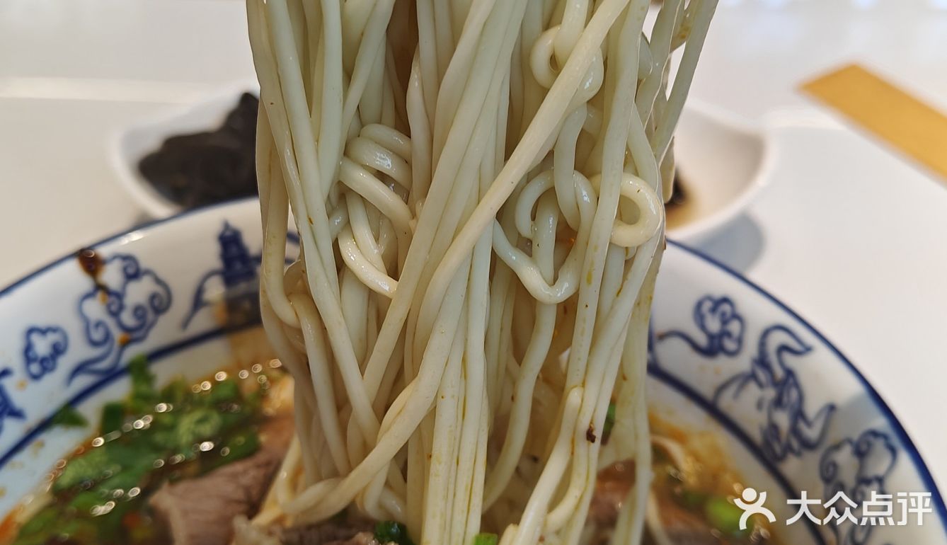 打卡一下大名鼎鼎的陈香贵兰州牛肉面