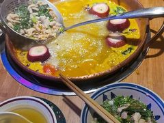 -洱火云南酸菜牛肉火锅(石景山当代商城店)