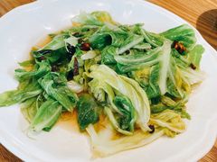 -兔行天下-鸿鹤鲜锅兔(中海国际店)