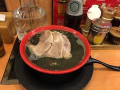 黑芝麻炸蒜油味黑拉面-博多一幸舍(侨福芳草地购物中心店)